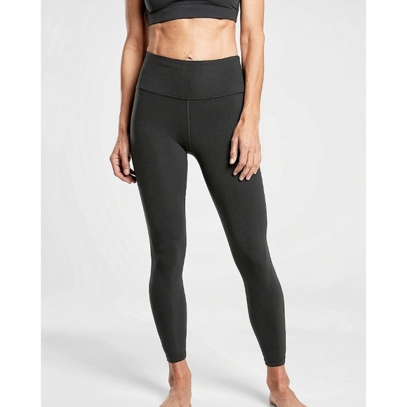 Athleta Pants - 🌸 Athleta | Black Leggings XS‎